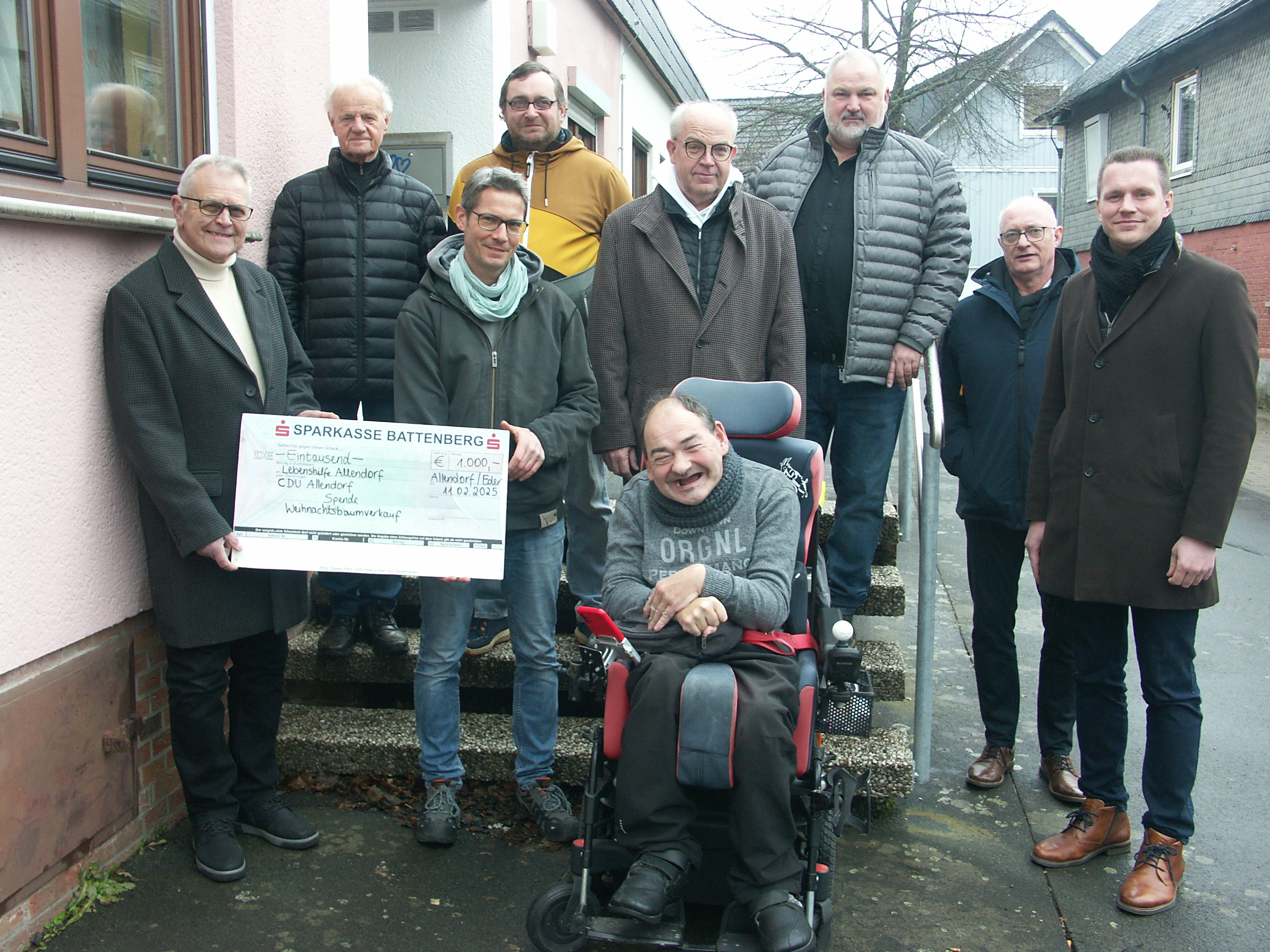 Spendenbergabe an die Lebenshilfe
 Foto: Erwin Strieder